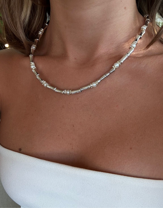Silver incili kolye